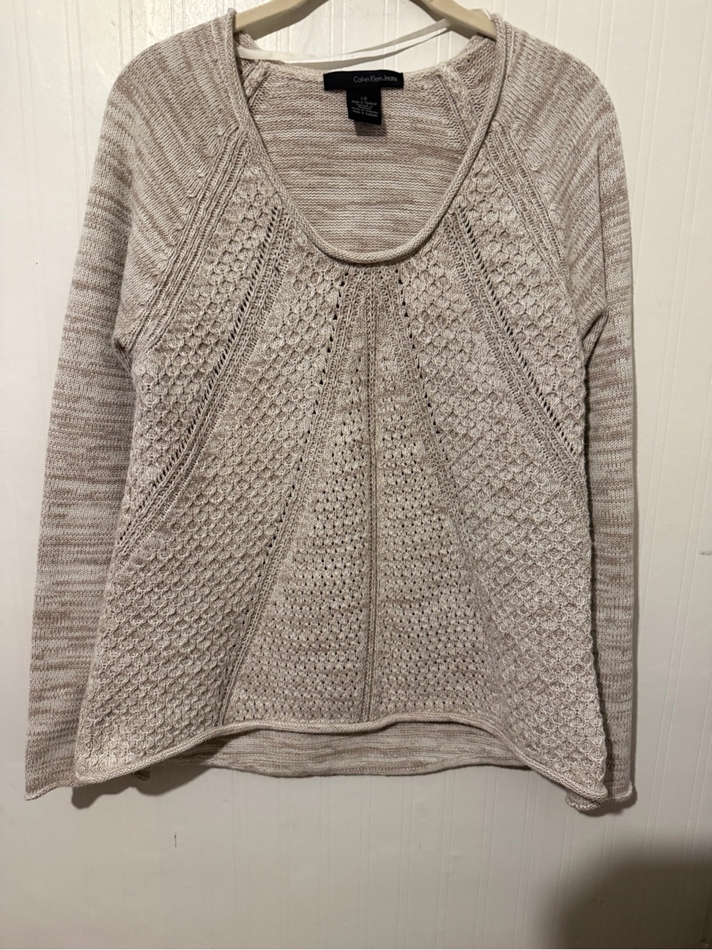 Calvin Klein Jeans Women's Neutral Textured Scoop Neck Sweater L